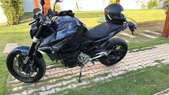 BMW F 900 R SPORT PLUS BMW F 900 R SPORT PLUS